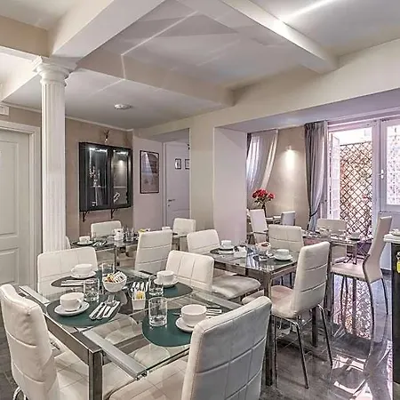 Bed & Breakfast Opera Pinciana